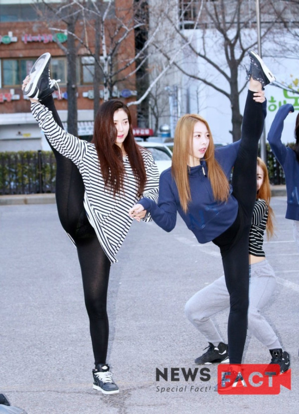 브레이브걸스 떠도는 레깅스 사진