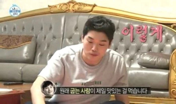 한국인들이 거실에 사두는 인테리어 소품 1위